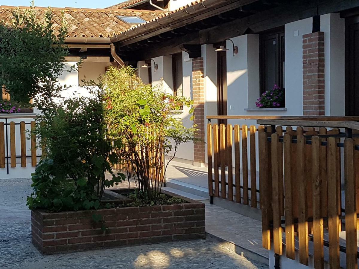 Al Fienile Hotel Orzano Eksteriør billede